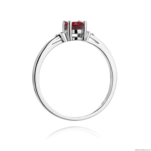 Pierścionek W301 Rubin 0,60ct białe złoto