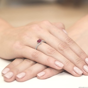 Pierścionek W050 Rubin 1,70ct białe złoto