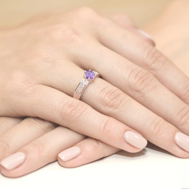 Pierścionek W075 Ametyst 0,50ct różowe złoto