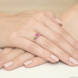 Pierścionek W0076 Różowy Topaz 0,60ct różowe złoto