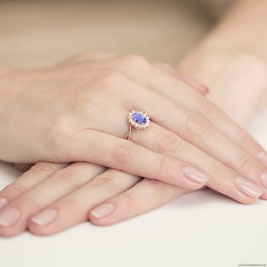 Pierścionek W182 Tanzanit 0,70ct różowe złoto