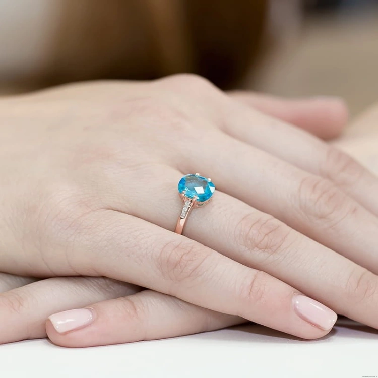 Pierścionek W038 Topaz 2,40ct różowe złoto