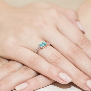 Pierścionek W105 Topaz 0,65ct różowe złoto