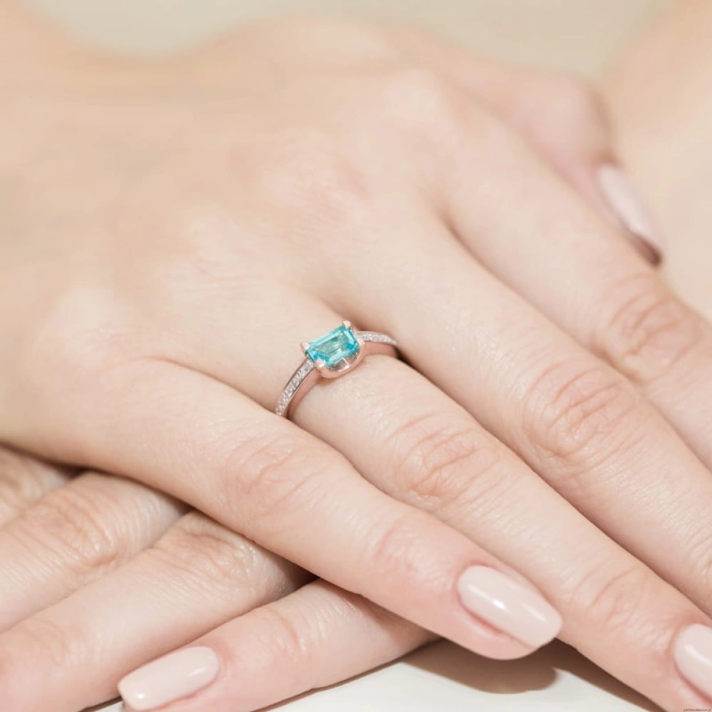 Pierścionek W105 Topaz 0,65ct różowe złoto