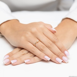Pierścionek W579 Diament 0,10ct żółte złoto