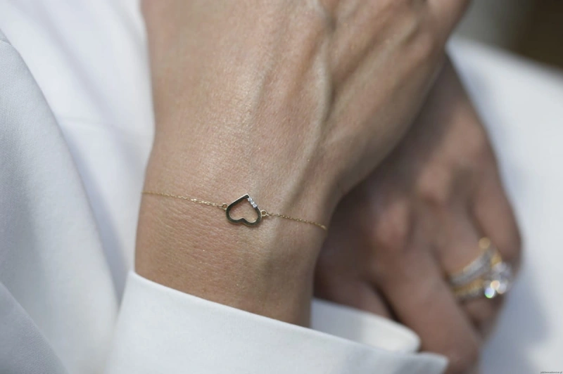 Bransoletka B008 z diamentami żółte złoto