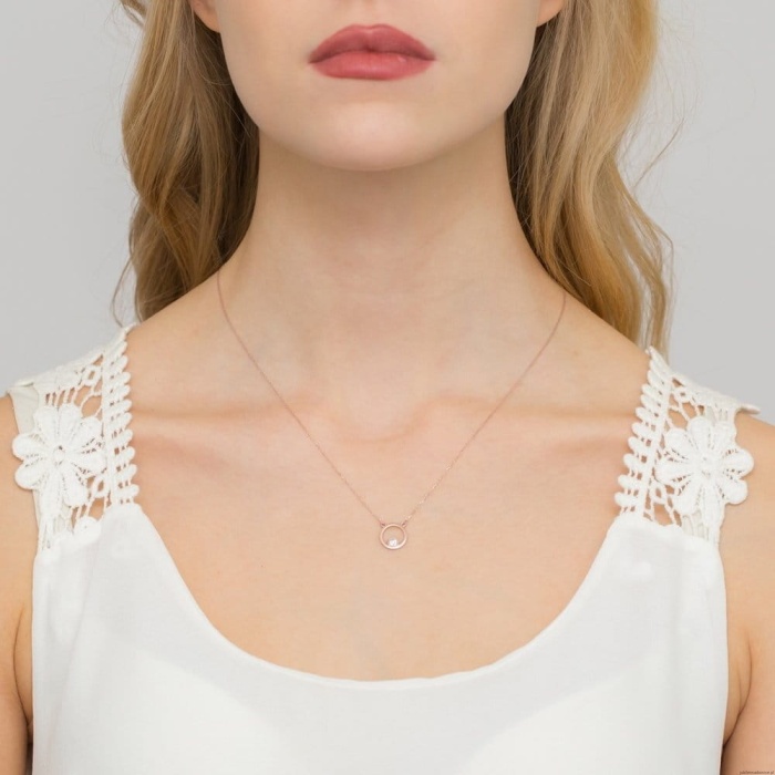 Naszyjnik C022 z diamentami różowe złoto