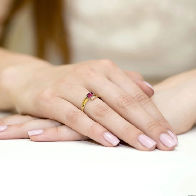 Pierścionek W119 Rodolit 0,50ct żółte złoto