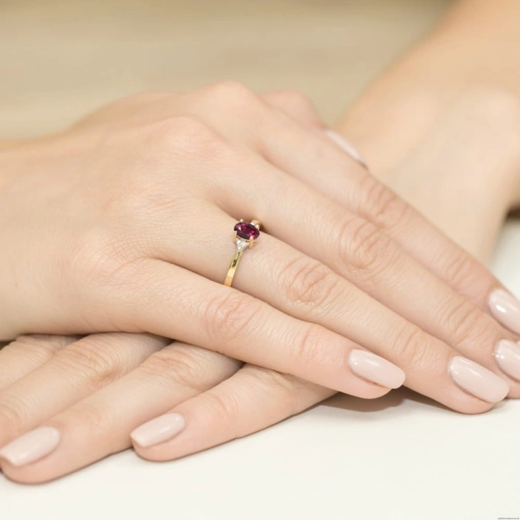 Pierścionek W301 Rodolit 0,50ct żółte złoto