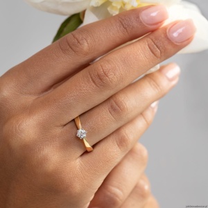 Pierścionek W0229 Diament Laboratoryjny 0,30ct żółte złoto