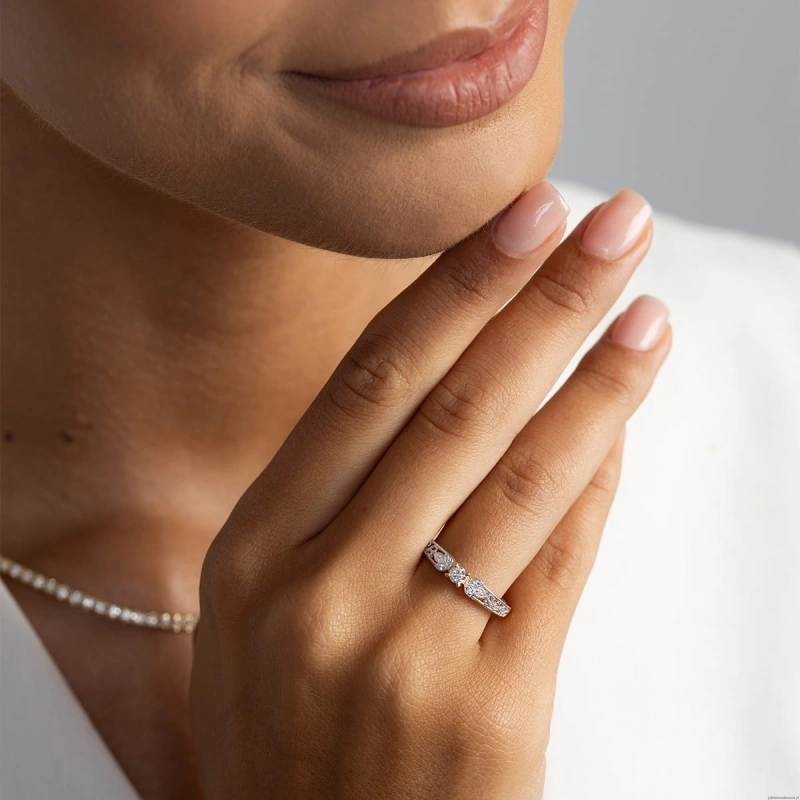 Pierścionek W0411 Diament Laboratoryjny 0,10ct żółte złoto