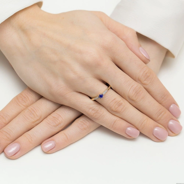 Pierścionek W0466 Szafir 0,30ct żółte złoto