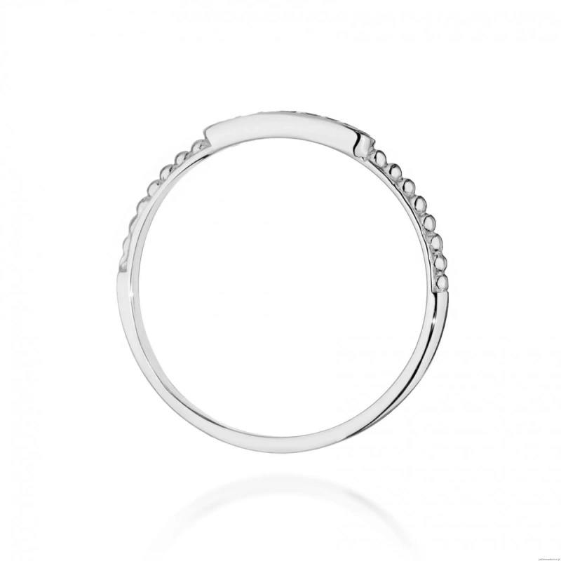 Pierścionek W0606 z diamentami białe złoto
