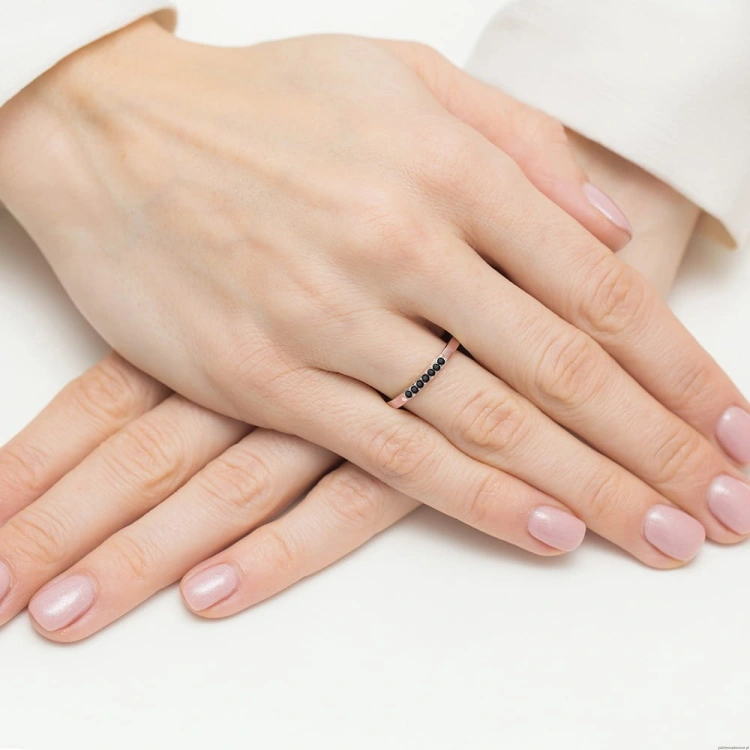 Pierścionek W0619 Czarny Diament 0,12ct różowe złoto