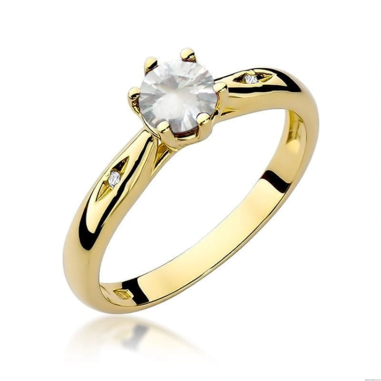 Pierścionek W074 Biały Szafir 0,60ct żółte złoto