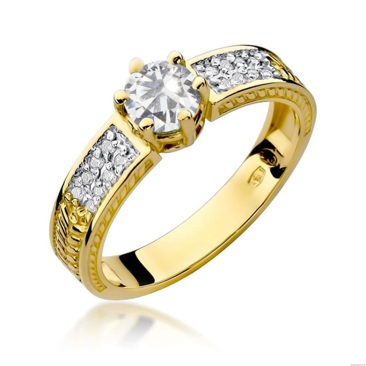 Pierścionek W075 Biały Szafir 0,60ct żółte złoto