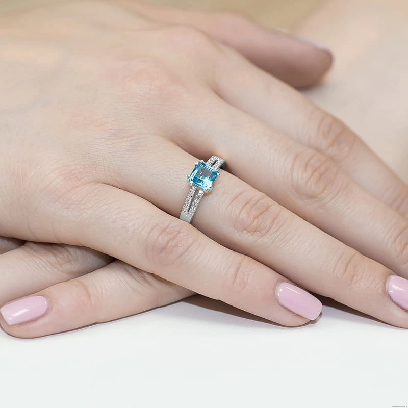 Pierścionek W079 Topaz 1,10ct białe złoto