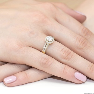 Pierścionek W087 Biały Szafir 0,60ct żółte złoto