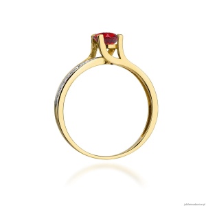 Pierścionek W106 Rubin 0,60ct żółte złoto