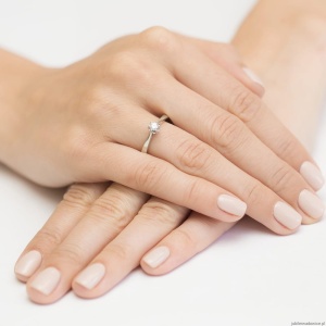 Pierścionek W295 Diament 0,15ct białe złoto
