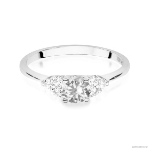 Pierścionek W451 Biały Szafir 0,60ct białe złoto
