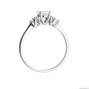 Pierścionek W451 Biały Szafir 0,60ct białe złoto