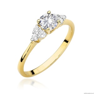 Pierścionek W451 Biały Szafir 0,60ct żółte złoto