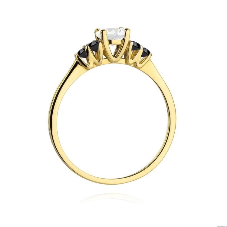 Pierścionek W451 Biały Szafir 0,60ct żółte złoto