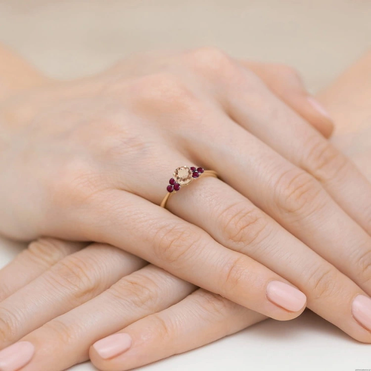 Pierścionek W451 Morganit 0,40ct żółte złoto
