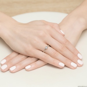 Pierścionek W496 Diament 0,30ct białe złoto