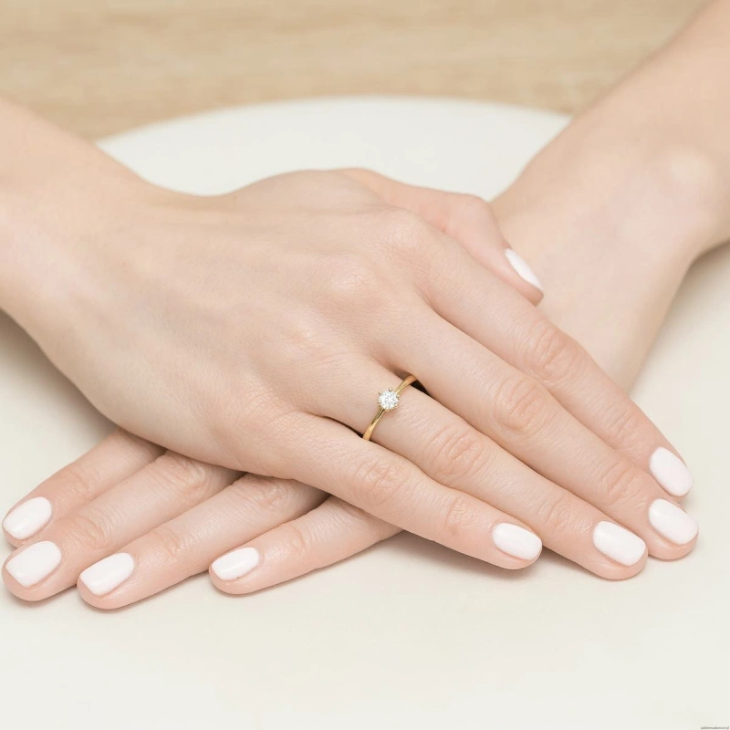 Pierścionek W496 Diament 0,30ct żółte złoto