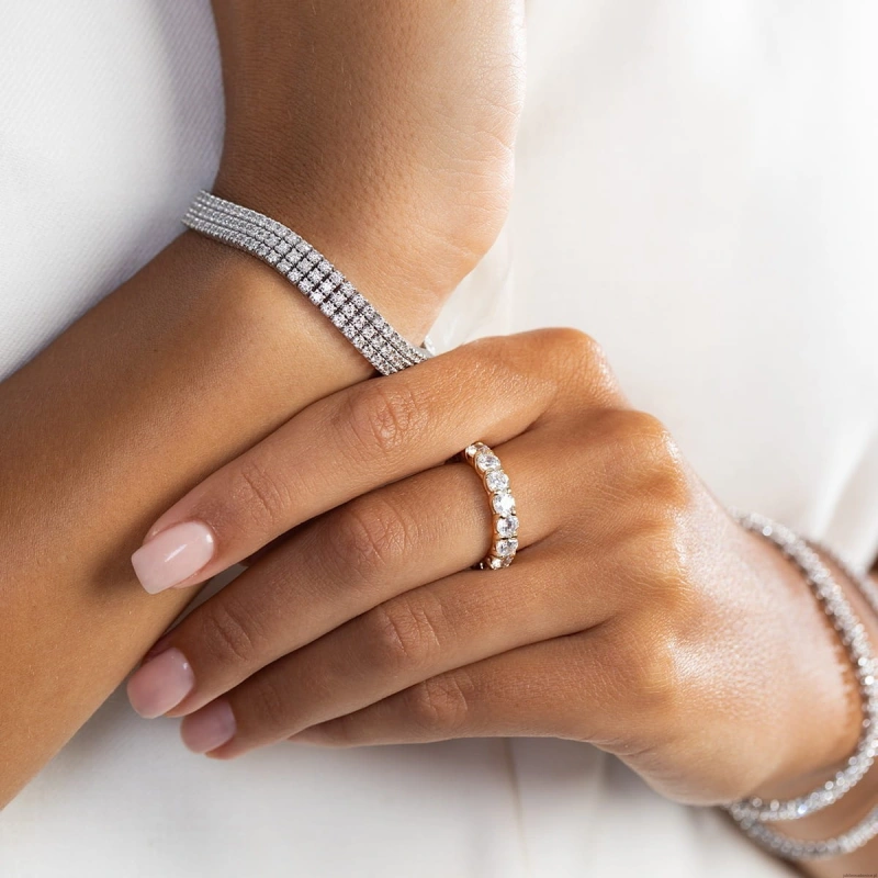 Bransoletka B0035 z diamentami laboratoryjnymi białe złoto