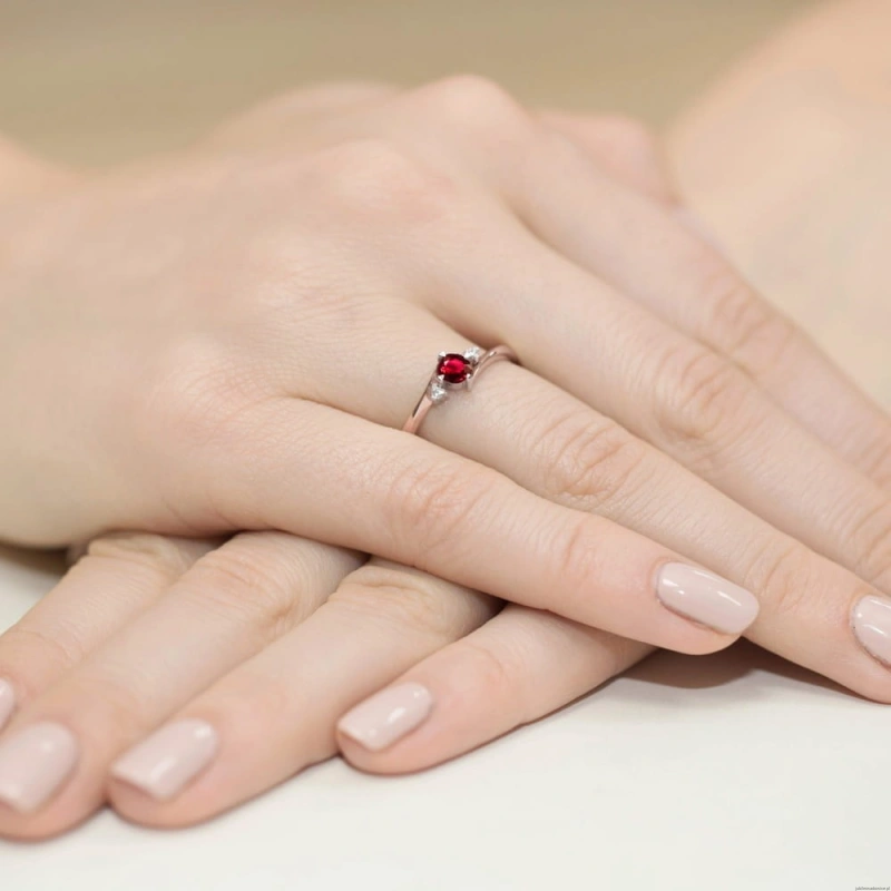 Pierścionek W346B Rubin 0,30ct różowe złoto