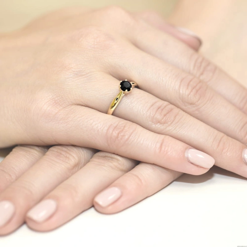 Pierścionek W074 Czarny Diament 0,50ct żółte złoto