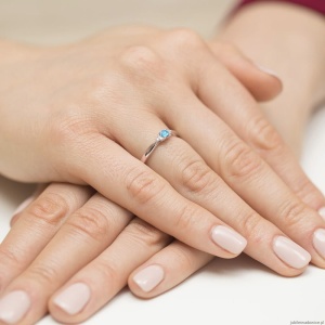 Pierścionek W428 Topaz 0,15ct różowe złoto
