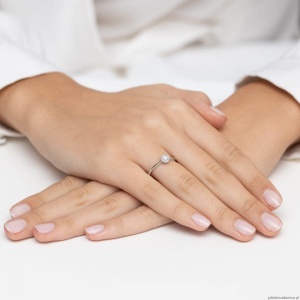 Pierścionek W0560 Diament 0.10ct białe złoto
