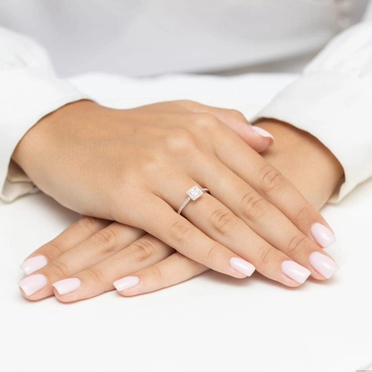 Pierścionek W0591 Diament 0,30ct różowe złoto