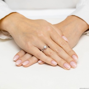 Pierścionek W0605 Diament 0,30ct białe złoto