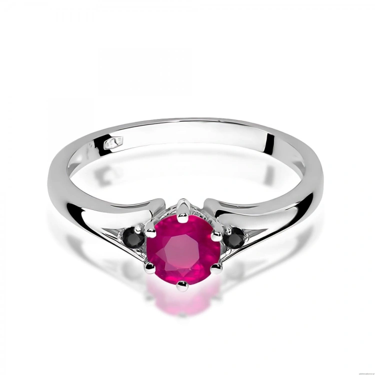 Pierścionek W0076 Rodolit 0,60ct białe złoto z czarnymi diamentami