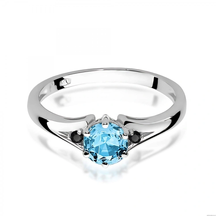 Pierścionek W0076 Topaz 0,50ct białe złoto z czarnymi diamentami