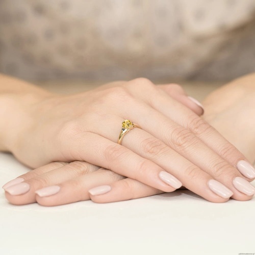 Pierścionek W0076 Cytryn 0,50ct żółte złoto z czarnymi diamentami