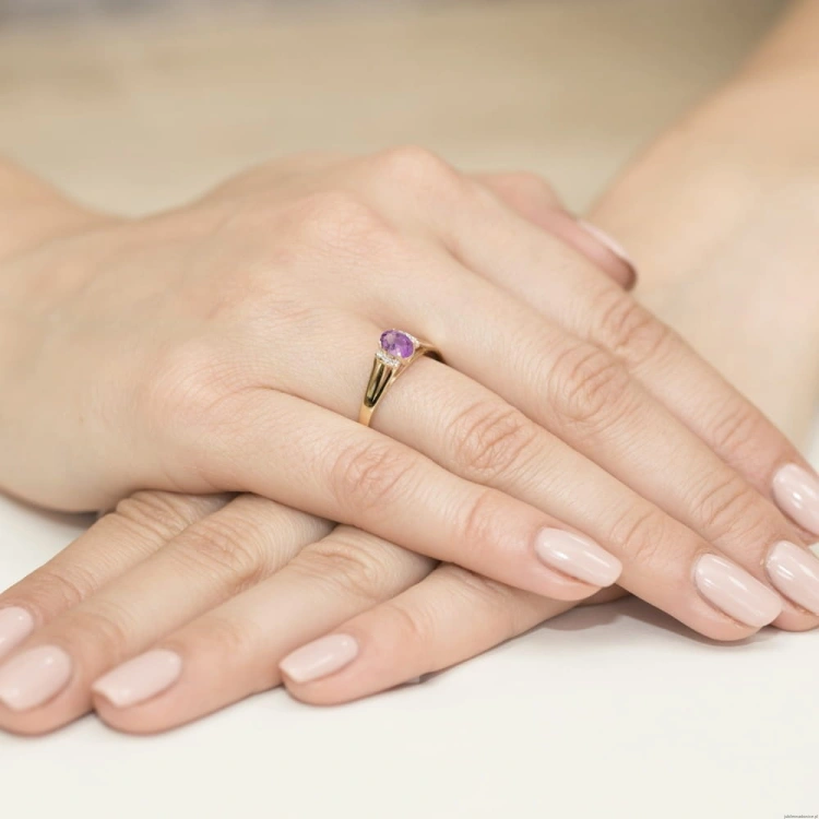 Pierścionek W005 Ametyst 0,40ct żółte złoto