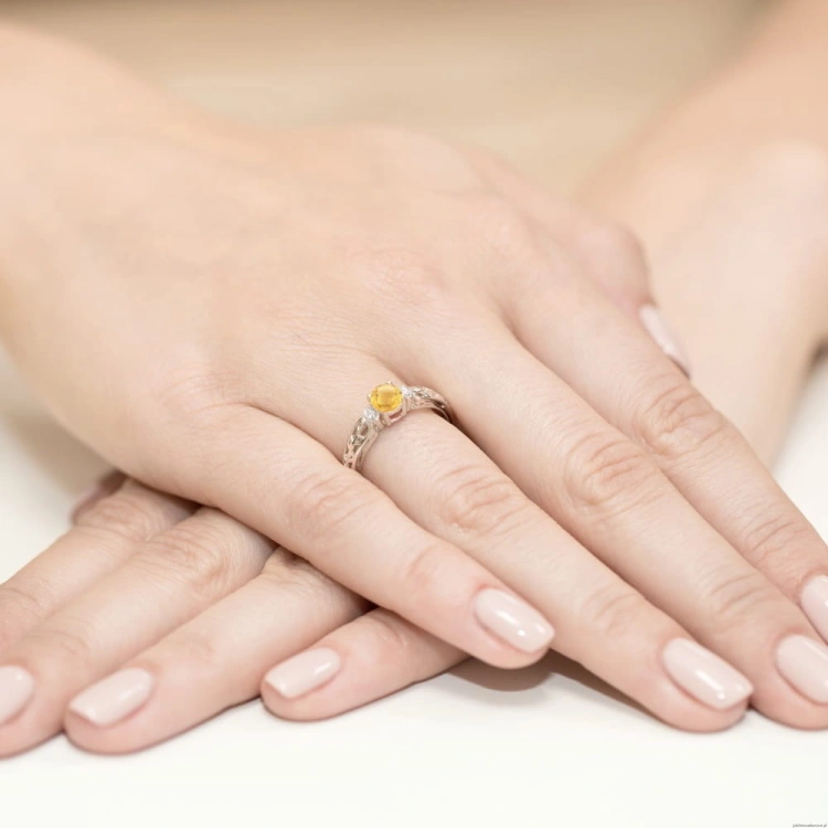 Pierścionek W014 Cytryn 0,50ct białe złoto