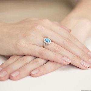 Pierścionek W182 Topaz 0,50ct białe złoto