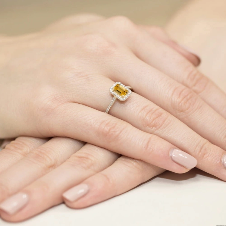 Pierścionek W403 Cytryn 0,60ct żółte złoto