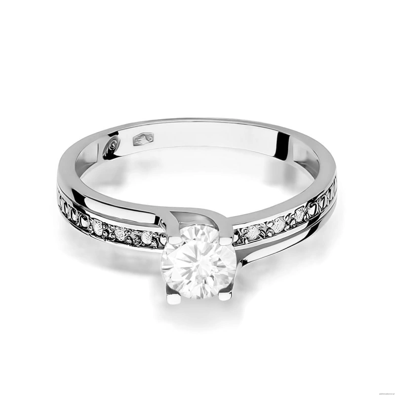 Pierścionek W106 Biały Szafir 0,50ct białe złoto