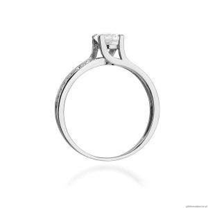 Pierścionek W106 Biały Szafir 0,50ct białe złoto