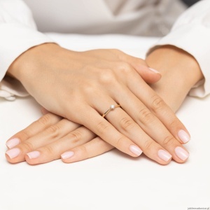 Pierścionek W0675 Diament żółte złoto