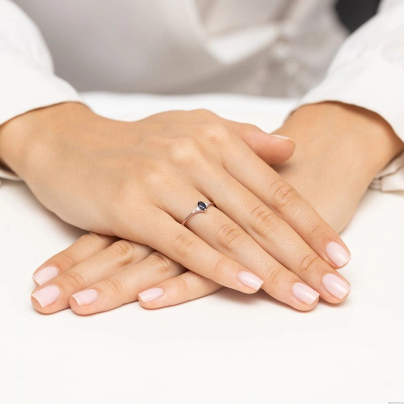 Pierścionek W0681 Szafir 0,30ct różowe złoto