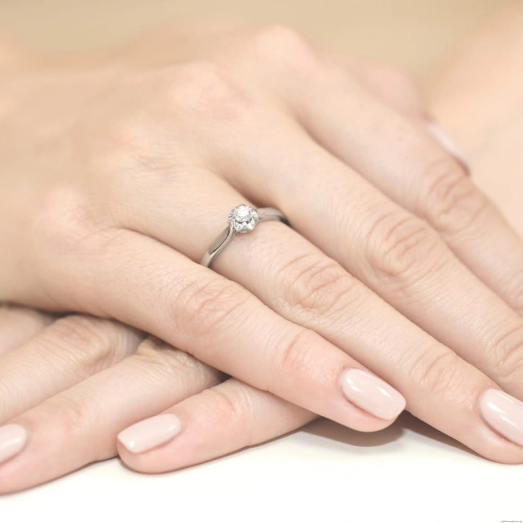 Pierścionek W0062 Diament Labolatoryjny 0,15ct białe złoto